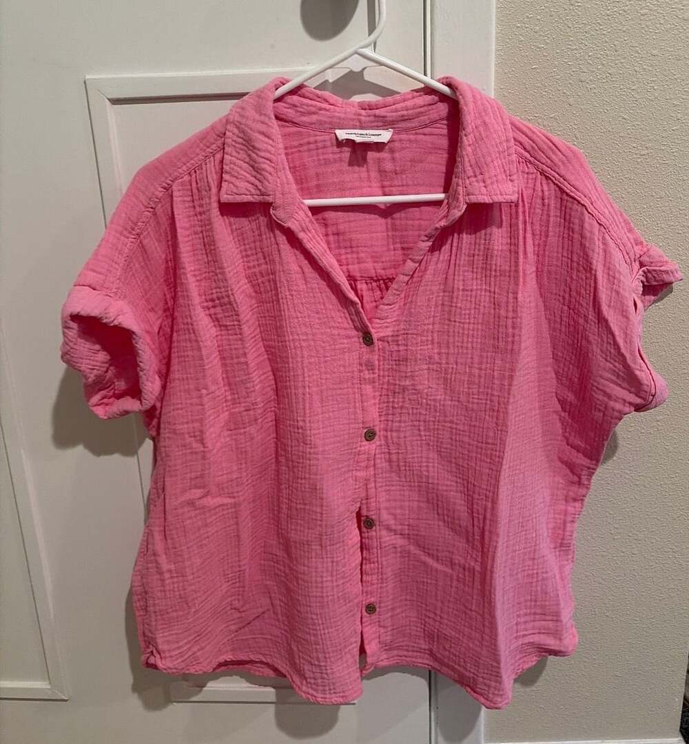 beachlunchlounge Button Down Shirt Size M Pink Gauze Short Sleeve